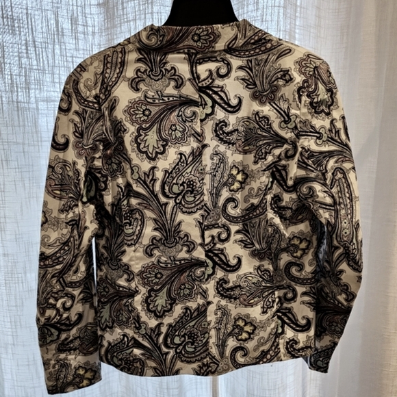 Sweet little jacket - Picture 3 of 4